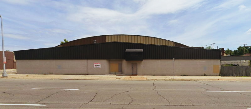 Log Cabin Bowling Lanes - 2022 Street View (newer photo)